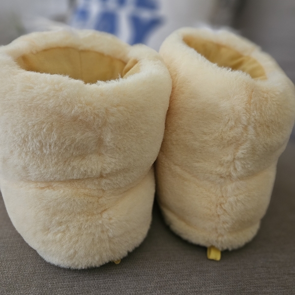 Yellow chunky big duck winter fleece indoor slippers - Picture 5 of 11